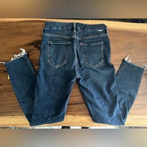 Mother Denim Jeans “The looker” smile fray